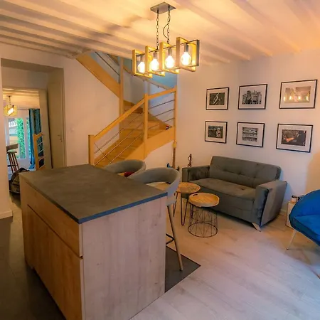 Small Nest Near The Bastide Appartement *